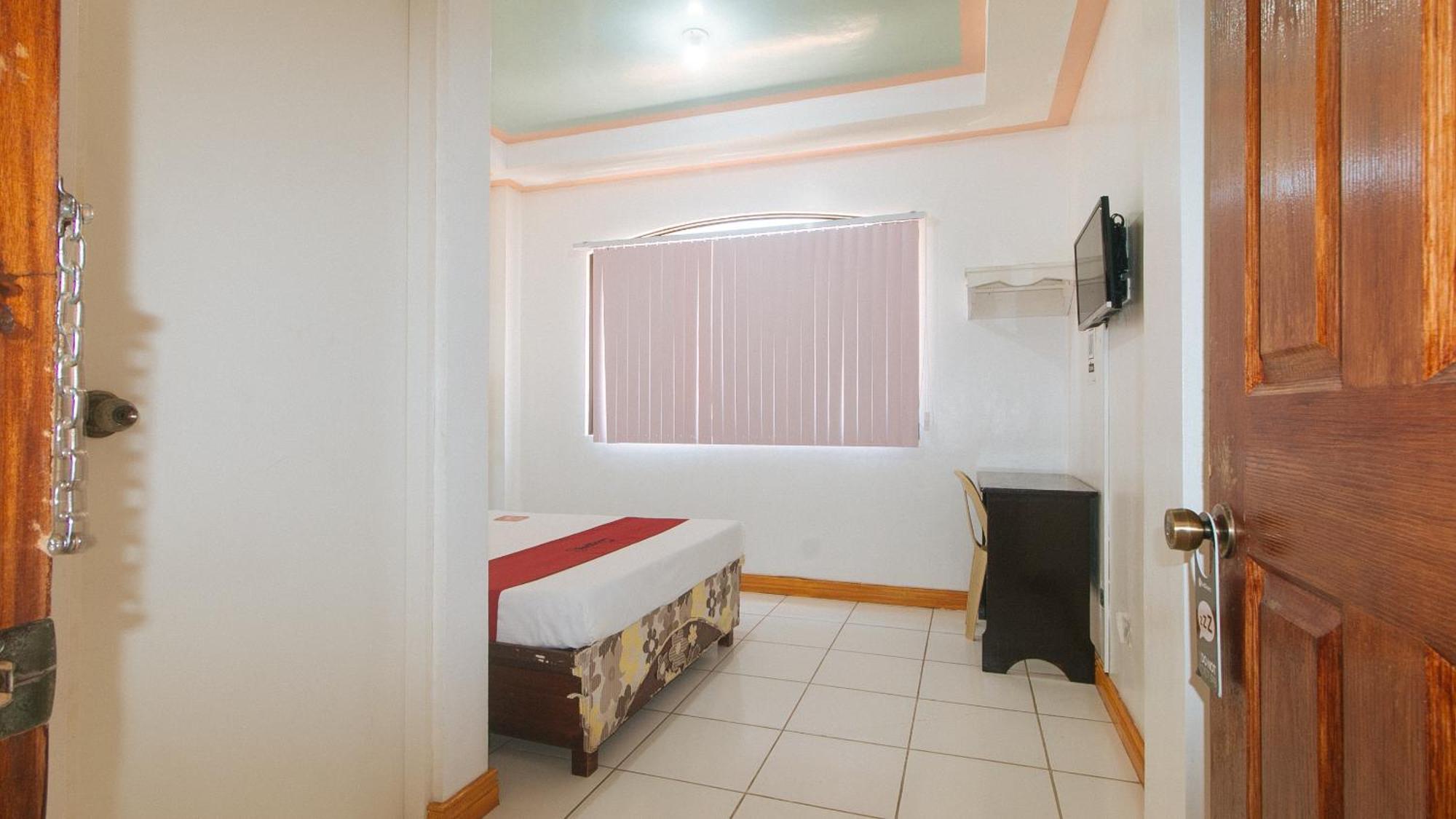 OYO 426 Coco Grove Tourist Inn Panglao Exterior foto