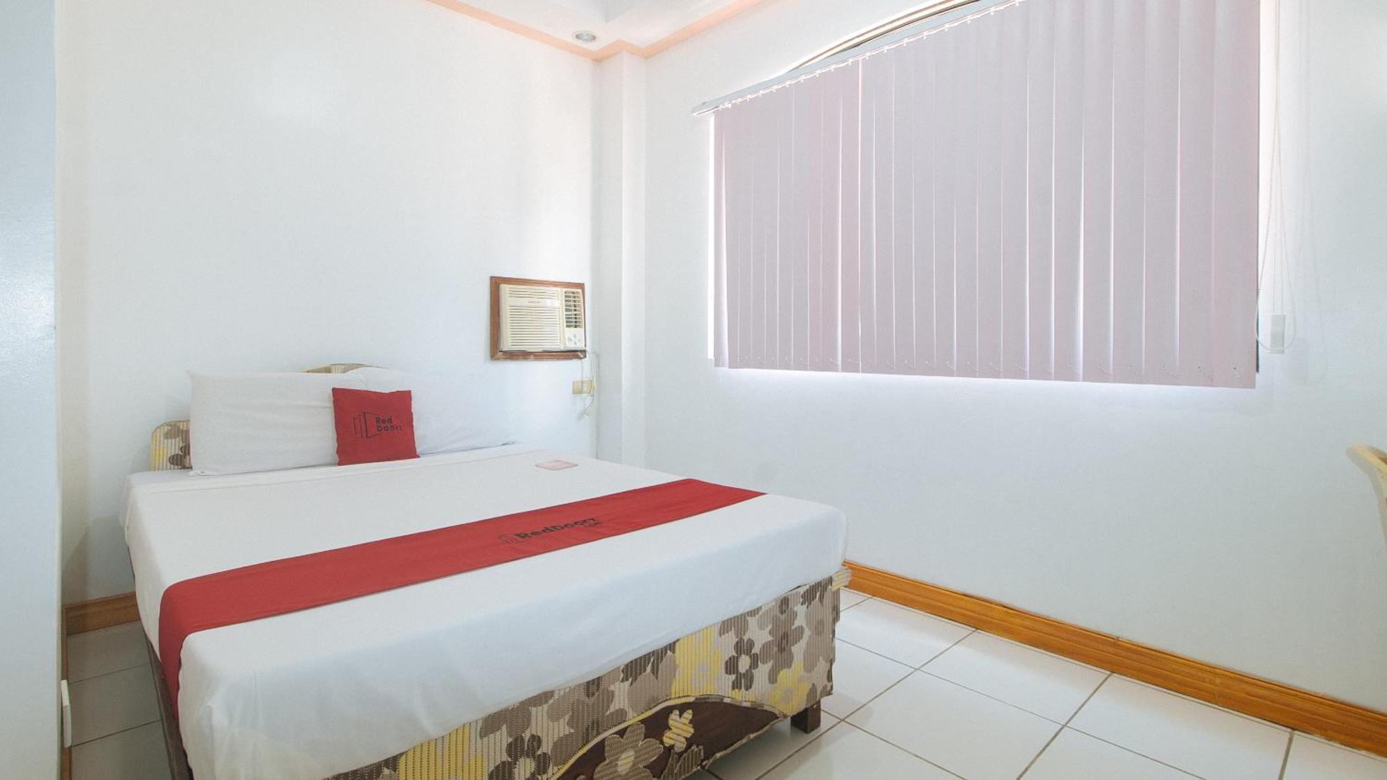 OYO 426 Coco Grove Tourist Inn Panglao Exterior foto