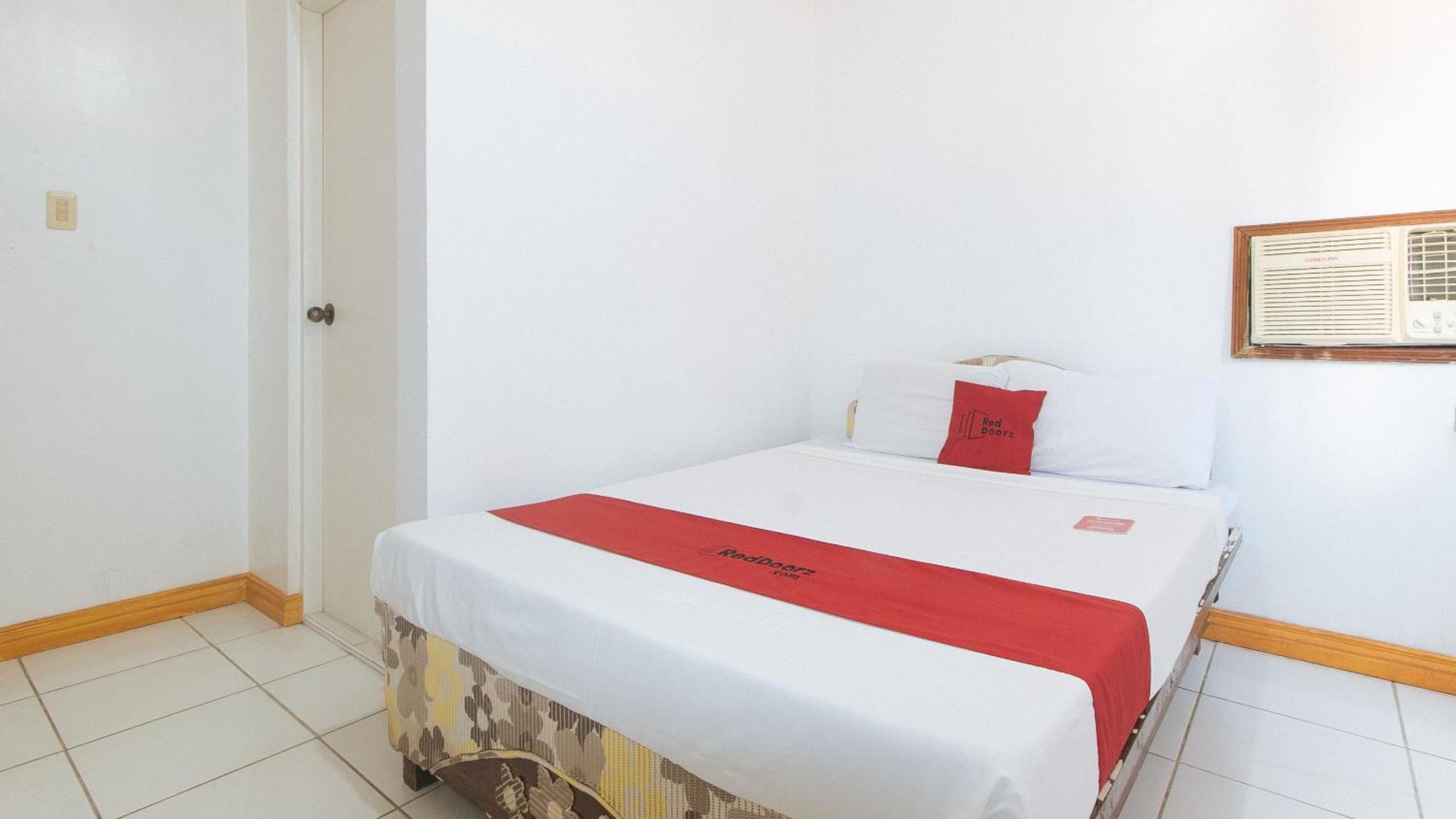 OYO 426 Coco Grove Tourist Inn Panglao Exterior foto